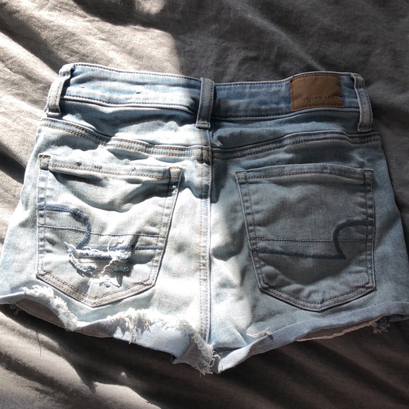 american eagle ripped jean shorts!! - Picture 2 of 5